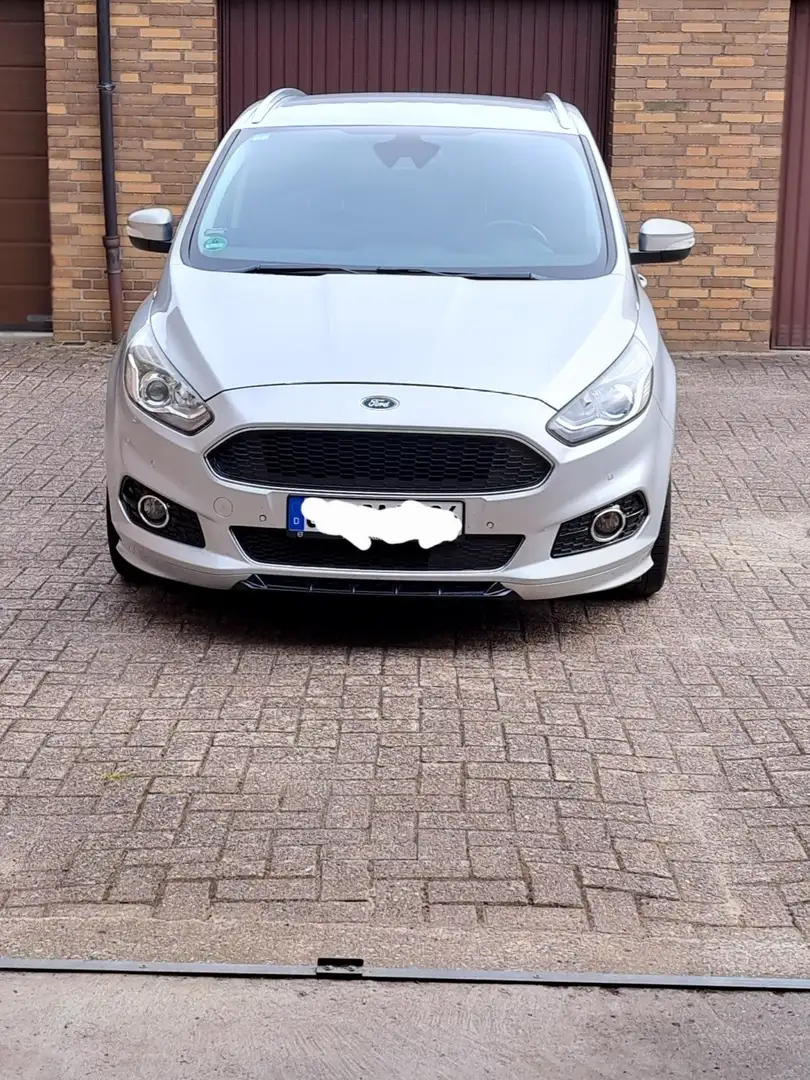 Ford S-Max 2.0 TDCi Titanium Silber - 2