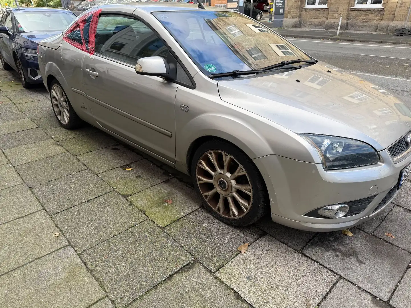 Ford Focus Cabrio Titanium DPF VOLL*Kein TÜV Grau - 2