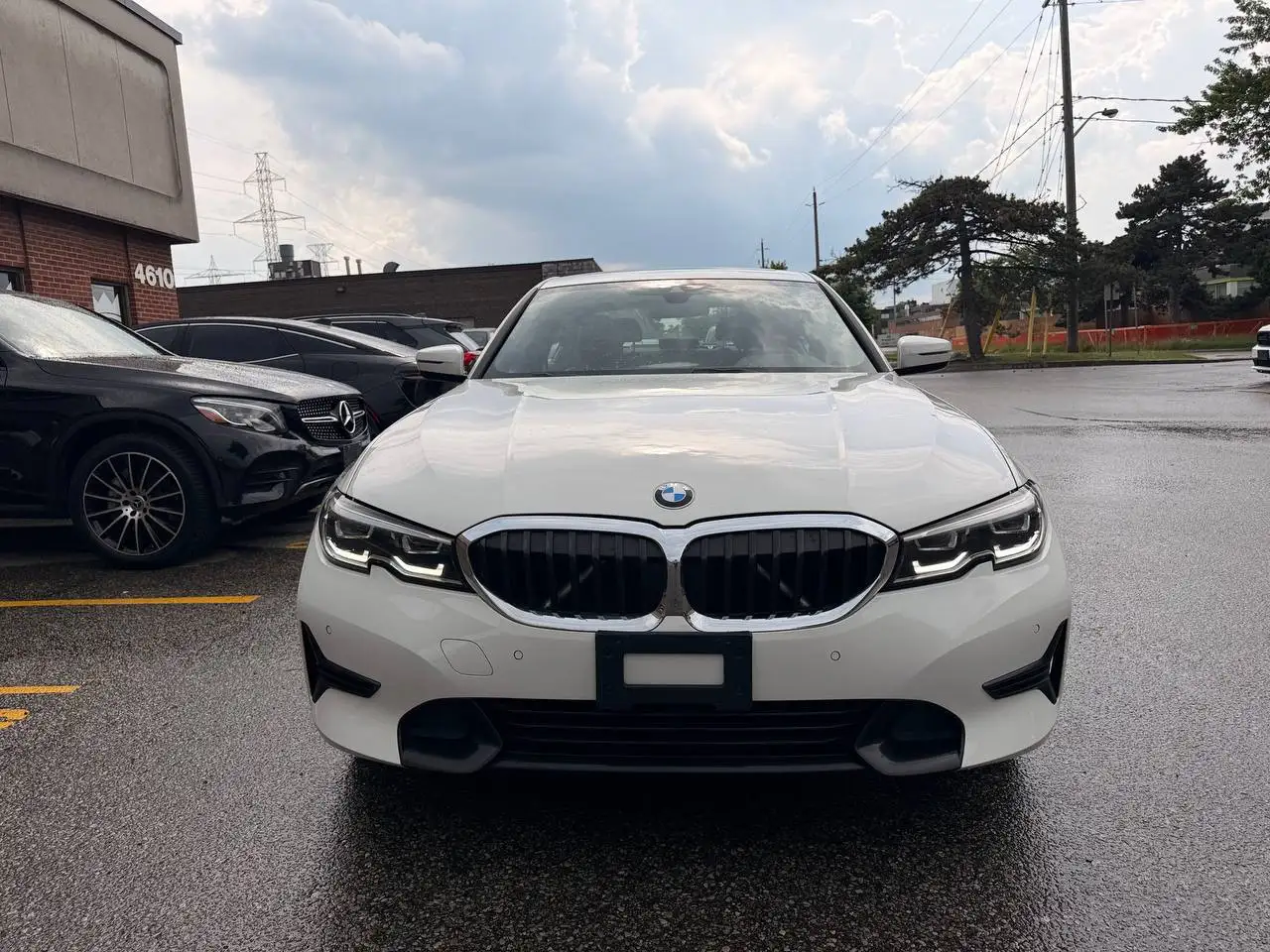 BMW 3 Series снимка BMW 3 Series