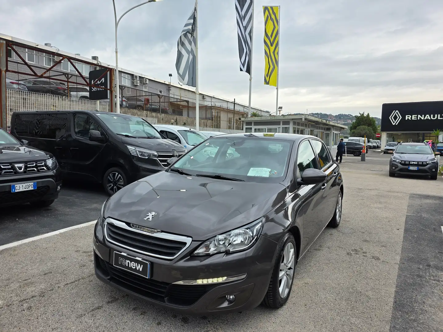 Peugeot 308 308 1.6 BlueHdi Business 120cv Grigio - 1