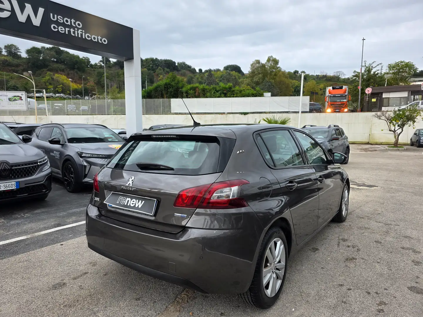 Peugeot 308 308 1.6 BlueHdi Business 120cv Grigio - 2