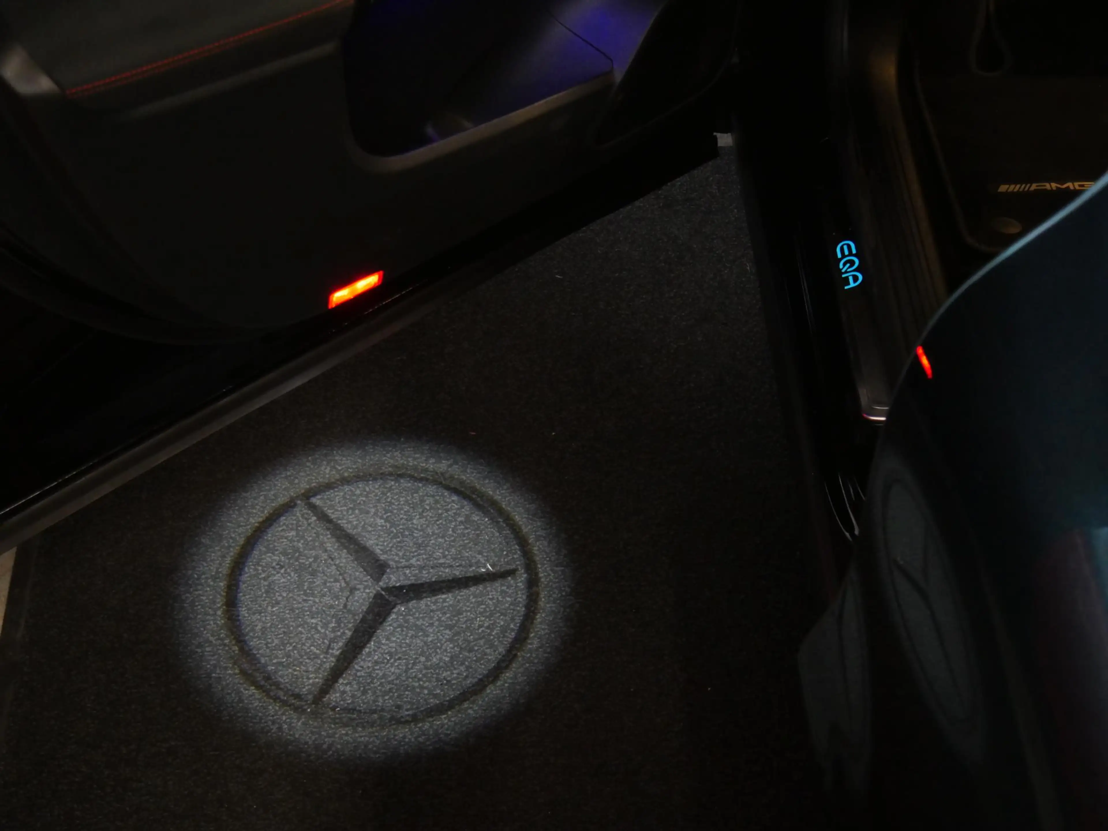 Mercedes-Benz EQA 67kWh AMG/ ELEKT. STOELEN/ 360° CAMERA/ TREKHAAK/ — photo 29