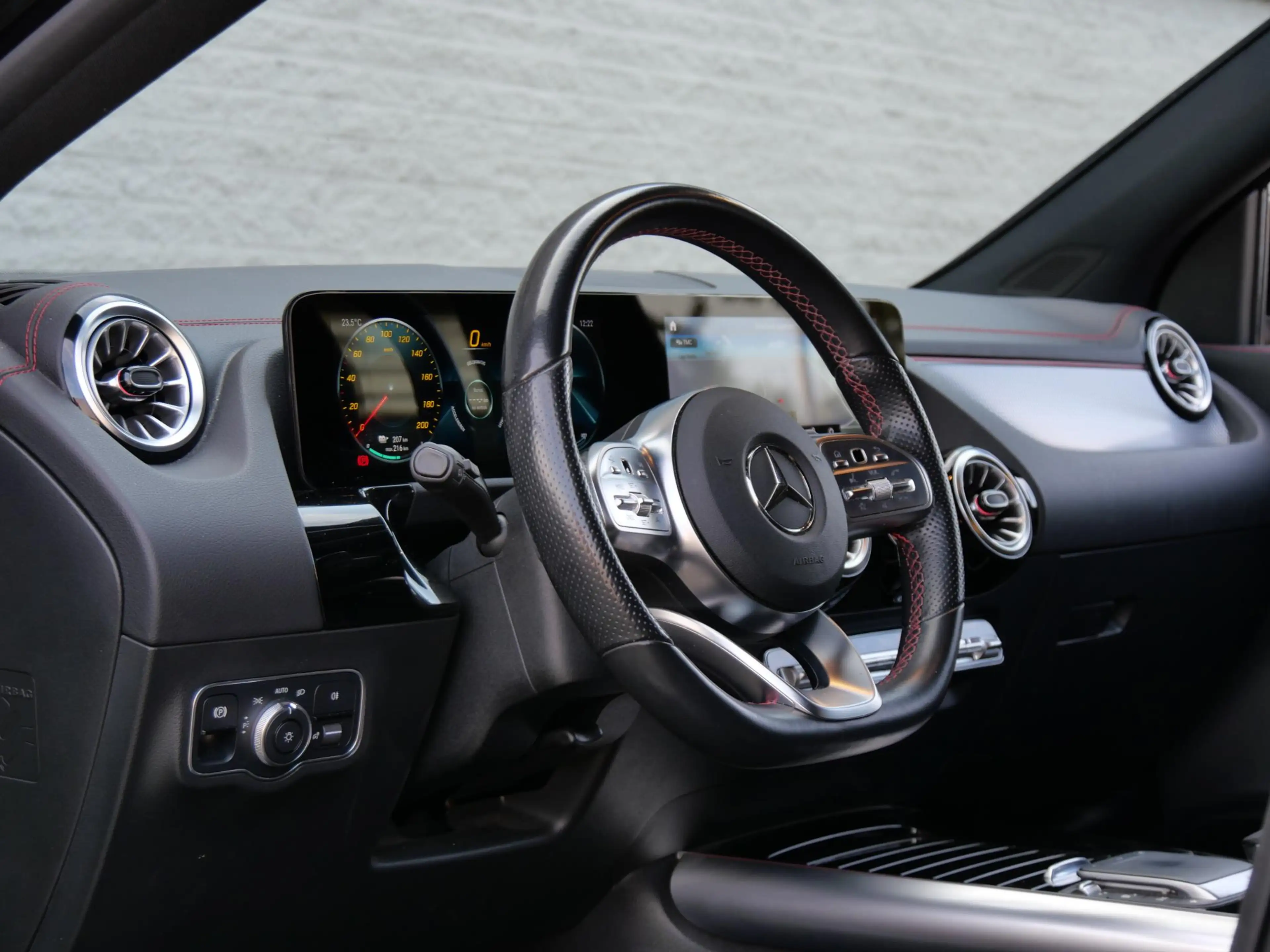 Mercedes-Benz EQA 67kWh AMG/ ELEKT. STOELEN/ 360° CAMERA/ TREKHAAK/ — photo 35