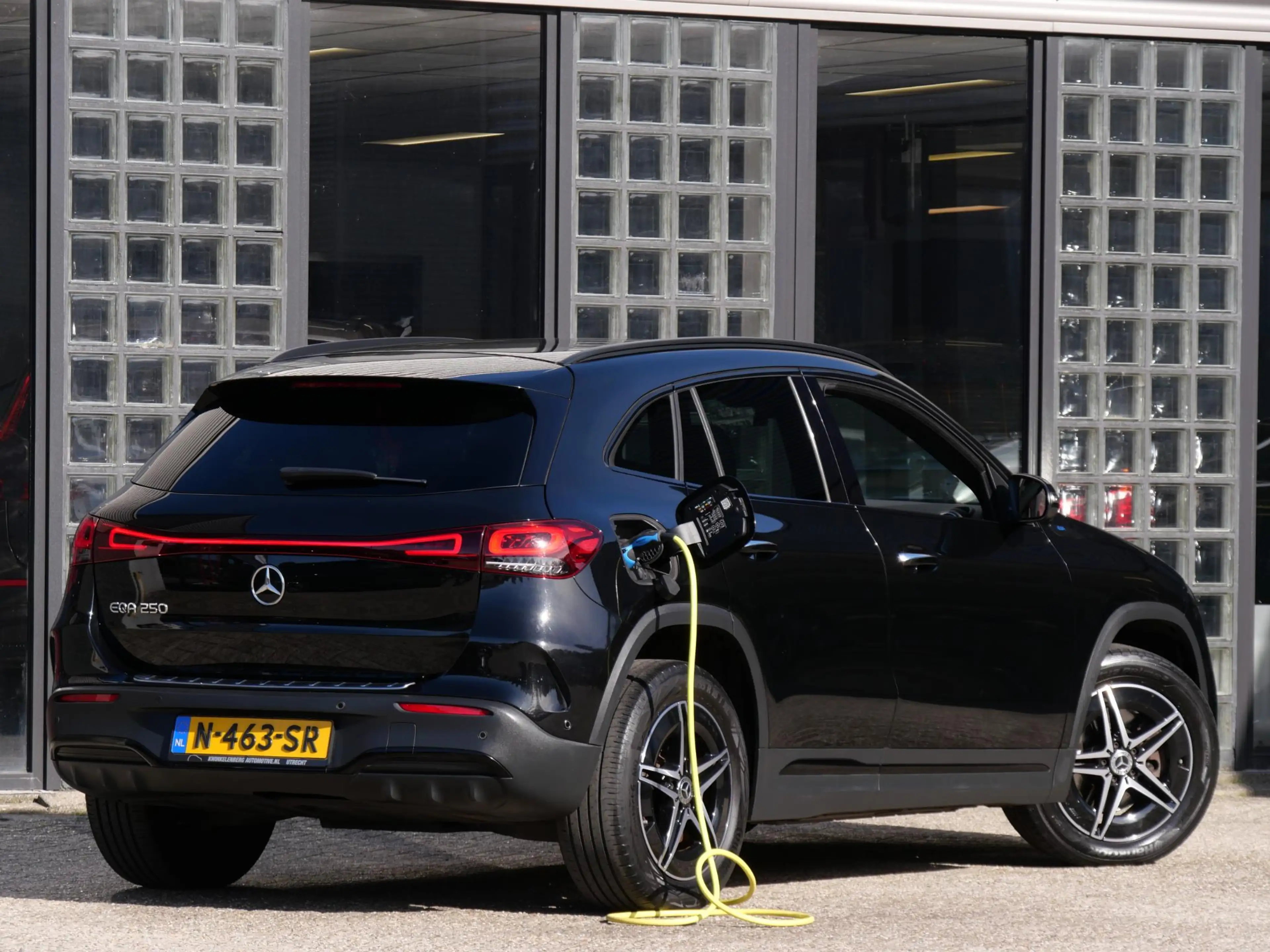 Mercedes-Benz EQA 67kWh AMG/ ELEKT. STOELEN/ 360° CAMERA/ TREKHAAK/ — photo 2
