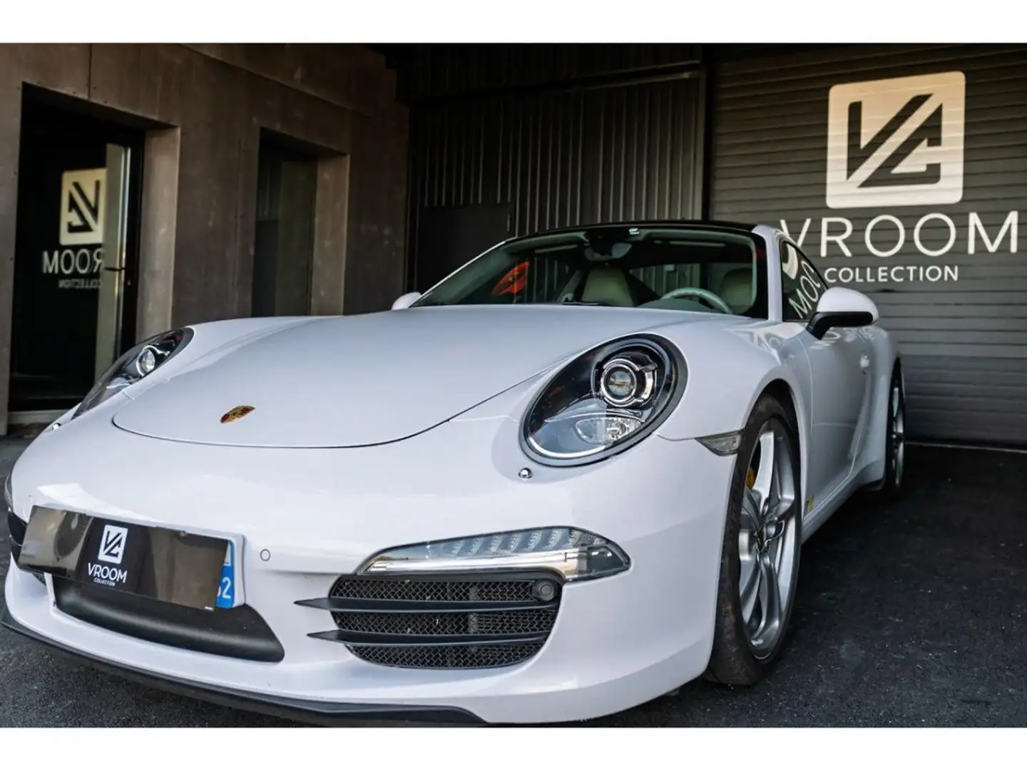 Porsche 911 3.8i - 400 - BV PDK TYPE 991 COUPE Carrera S PHASE Šedá - 2