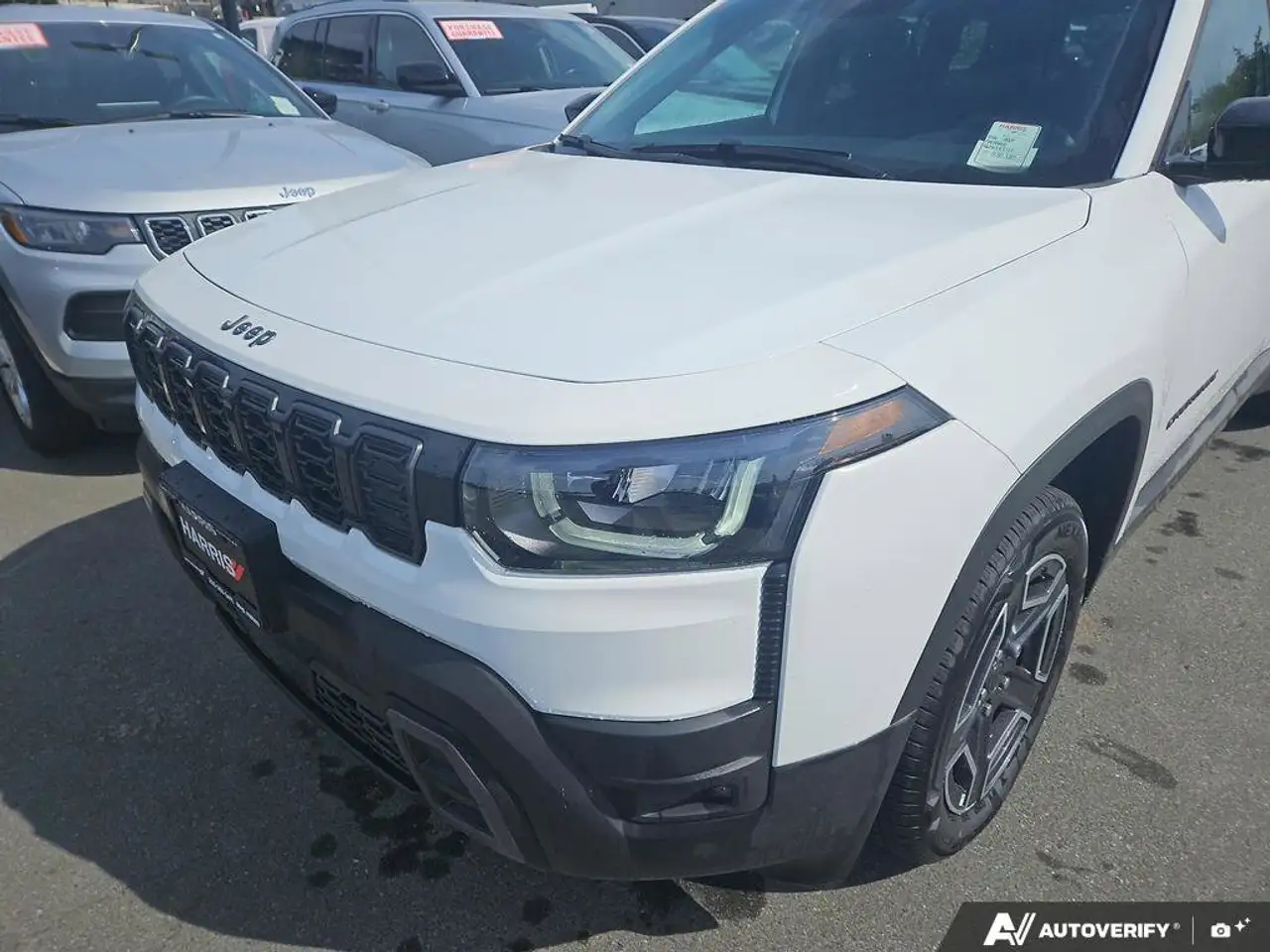 Jeep Cherokee снимка Jeep Cherokee