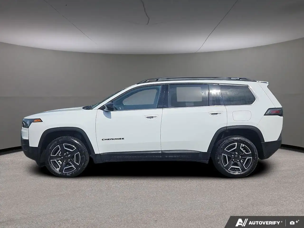 Jeep Cherokee снимка Jeep Cherokee