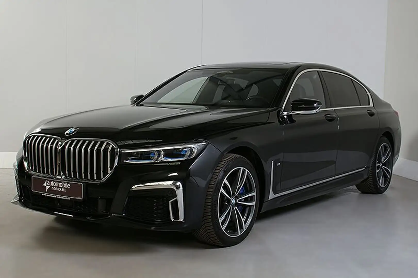 BMW 750 Li xDrive M Sport Laser ACC Fondentert. B&W Schwarz - 2