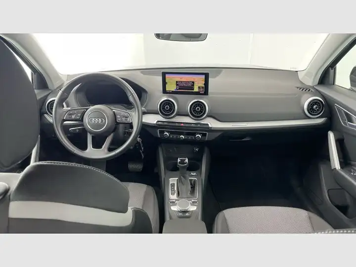 Audi Q2 1.5 S line 35 TFSI 2022, foto 11
