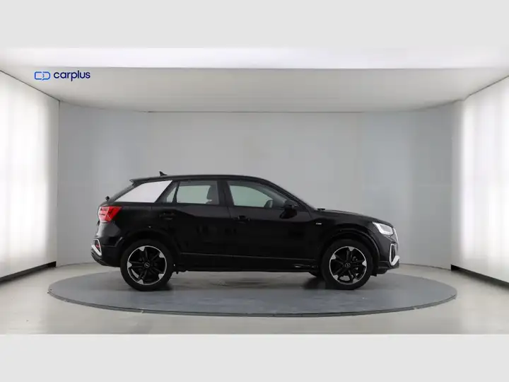 Audi Q2 1.5 S line 35 TFSI 2022, foto 8