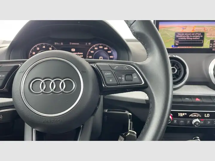 Audi Q2 1.5 S line 35 TFSI 2022, foto 25