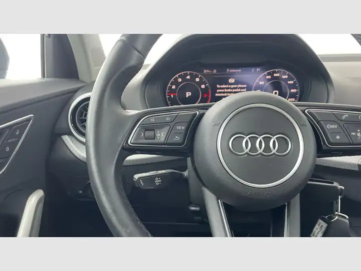 Audi Q2 1.5 S line 35 TFSI 2022, foto 24
