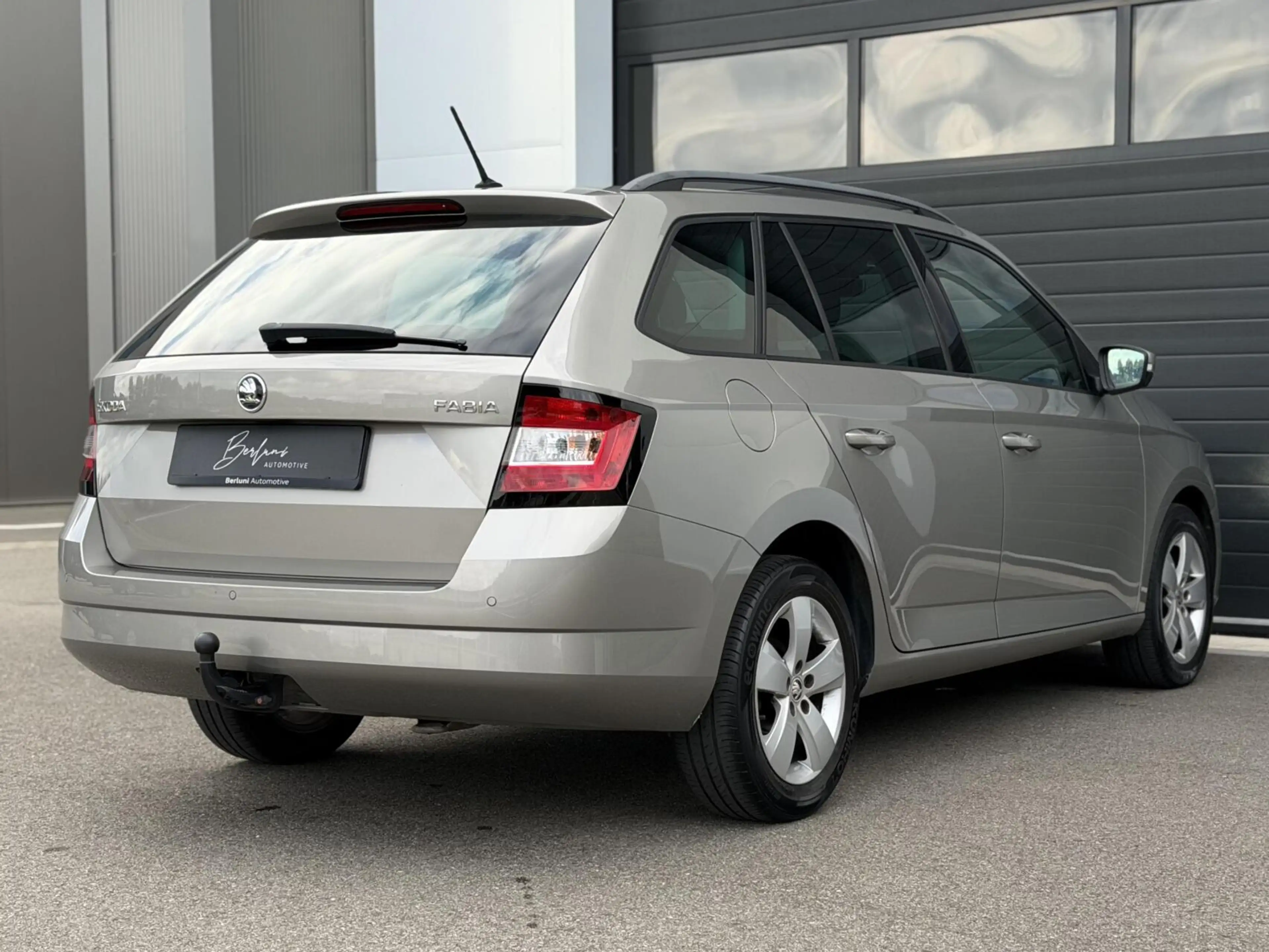 Skoda Fabia Combi 1.2 TSI Style AUTOMAAT|Trekhaak|Parksensor — photo 4