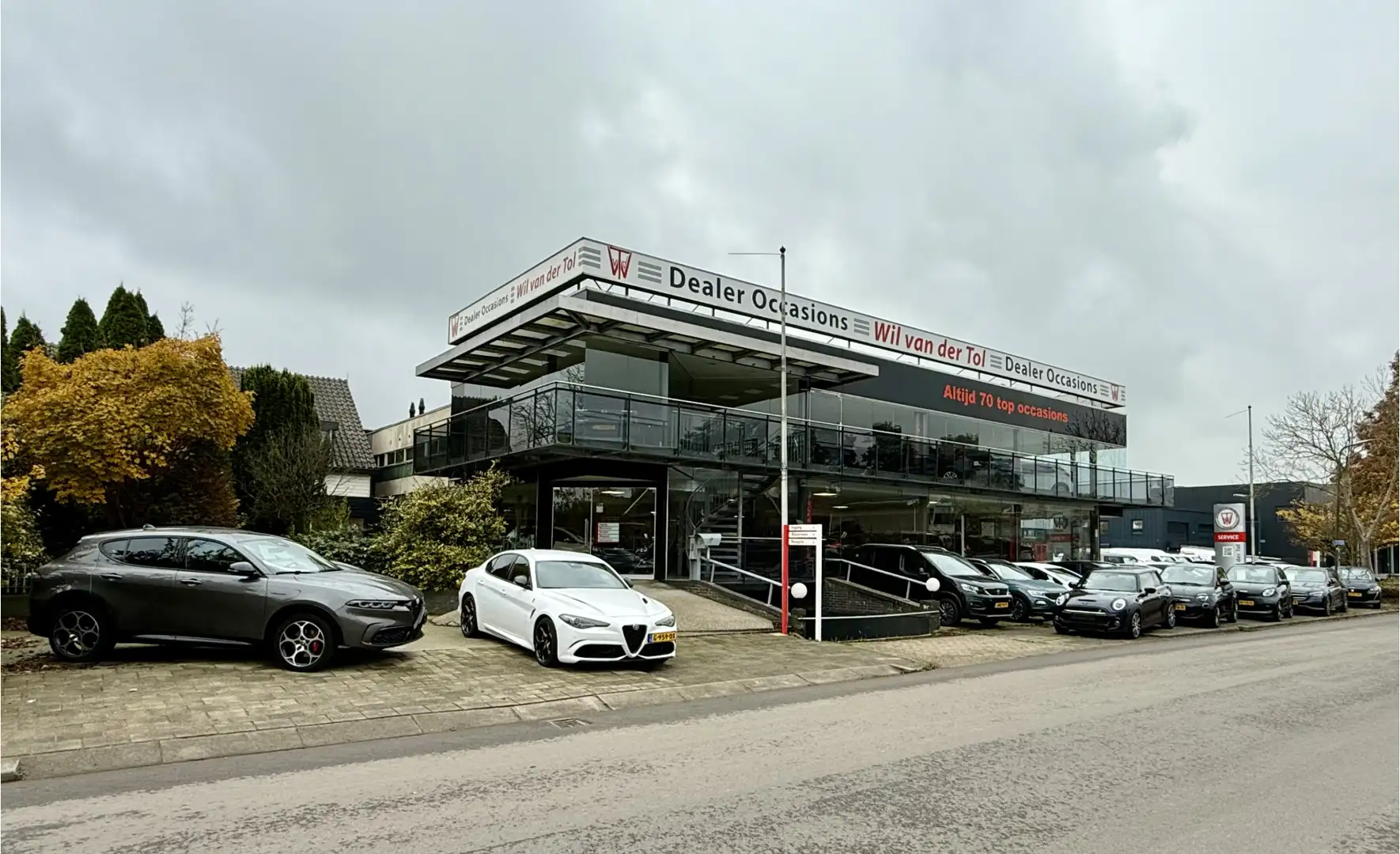 Nissan Qashqai 1.6 ACENTA | AIRCO | CRUISE | TREKHAAK | ALL-SEASO Bruin - 2
