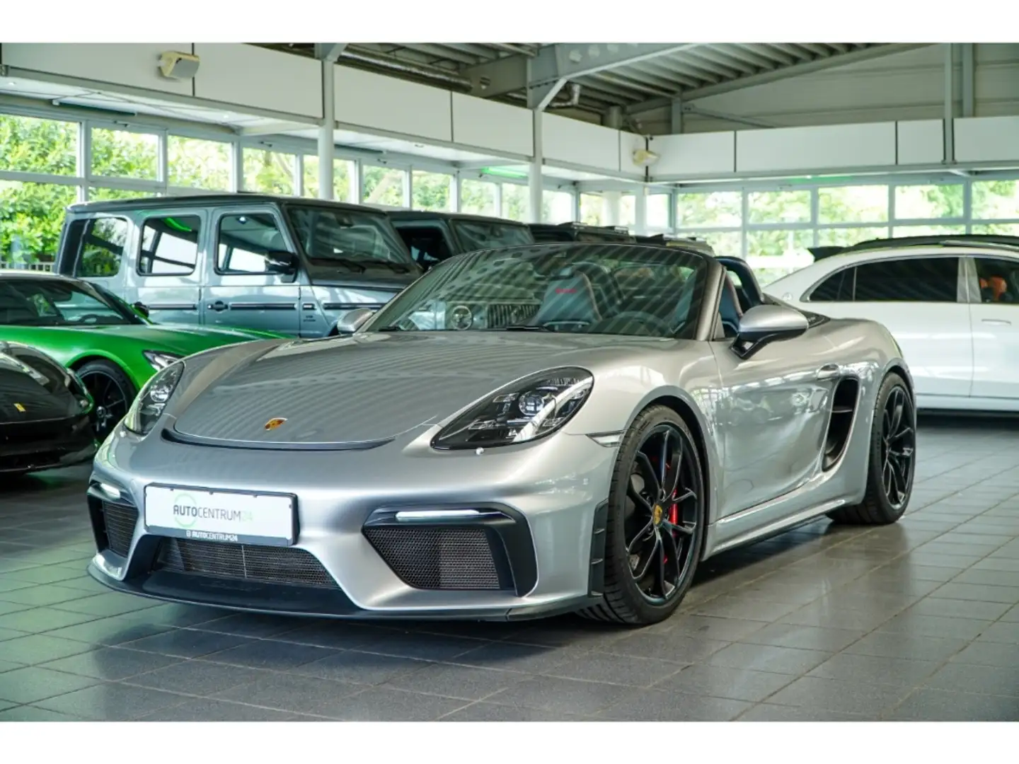 Porsche 718 Spyder 4.0 Schalt. Kamera Carbon Approved 26 Silber - 2
