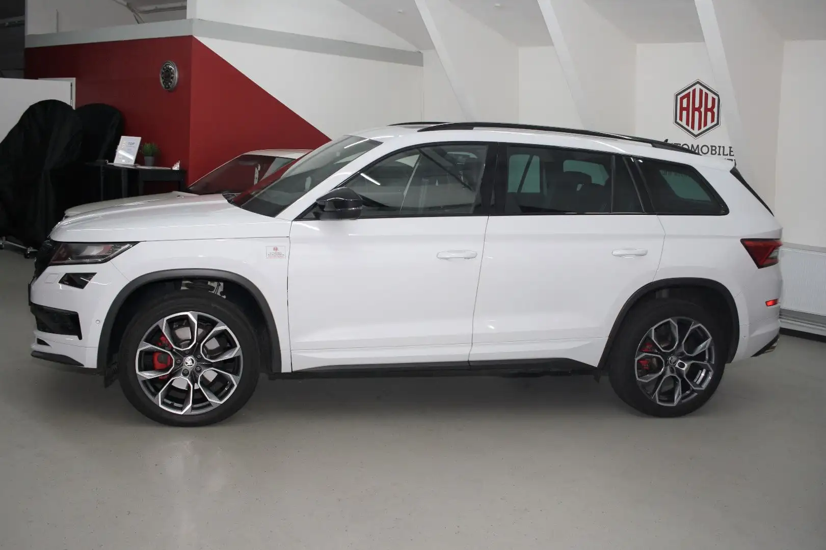 Skoda Kodiaq RS 4x4 * Standhz. * 1. Hd. * AHK * MwSt. Weiß - 2