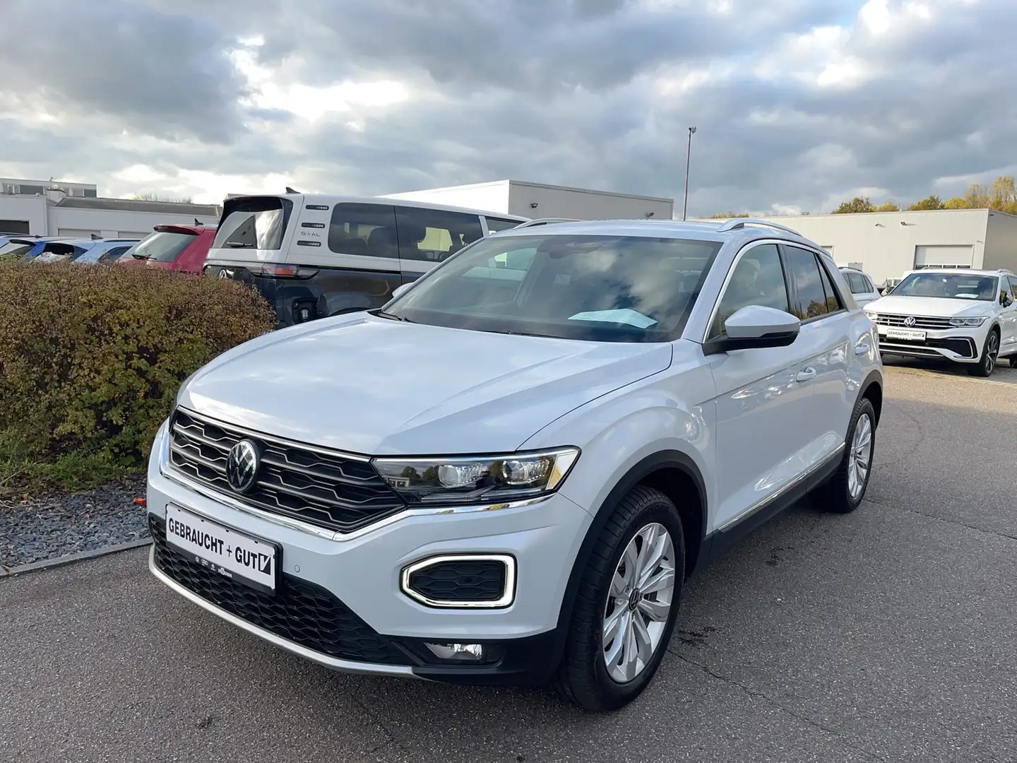 Volkswagen T-Roc 1.5 TSI DSG Sport Navi LED ACC Side-Assist Weiß - 1