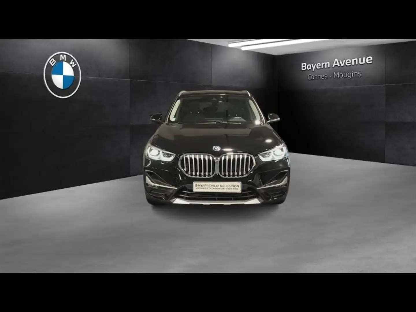 BMW X1 xDrive25eA 220ch xLine 6cv Zwart - 2
