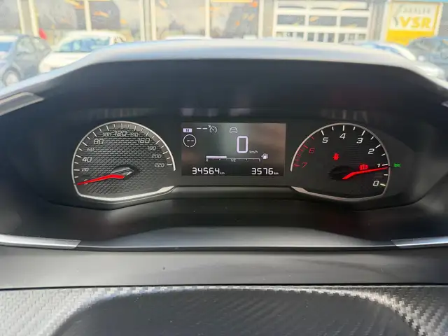 Peugeot 208 view 14