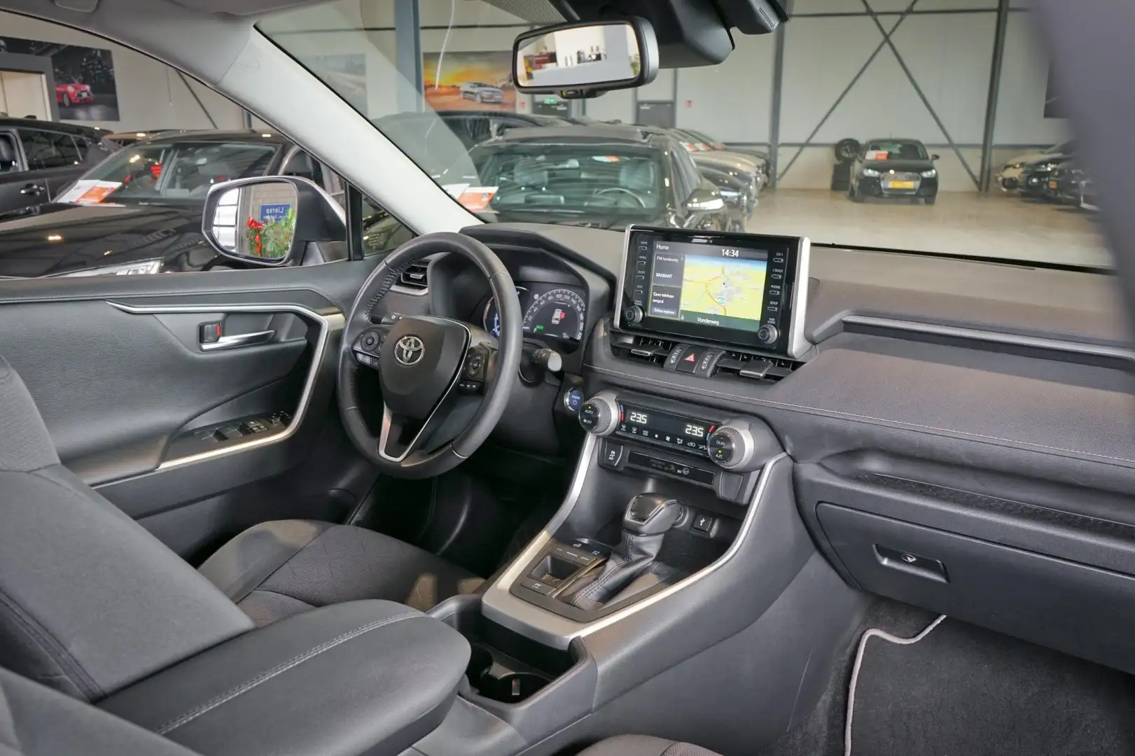 Toyota RAV 4 2.5 Hybrid Active | ADAPTIVE CRUISE | CARPLAY Zilver - 2