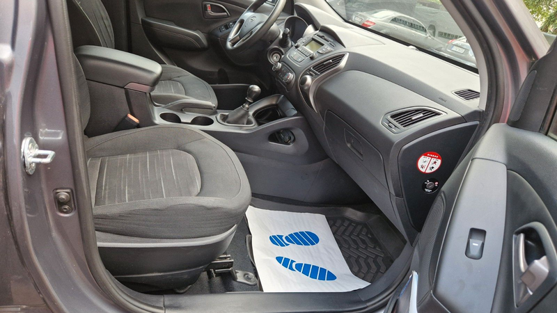 Hyundai iX35 FIFA World Cup Edition 2WD, 2 Hand — photo 13