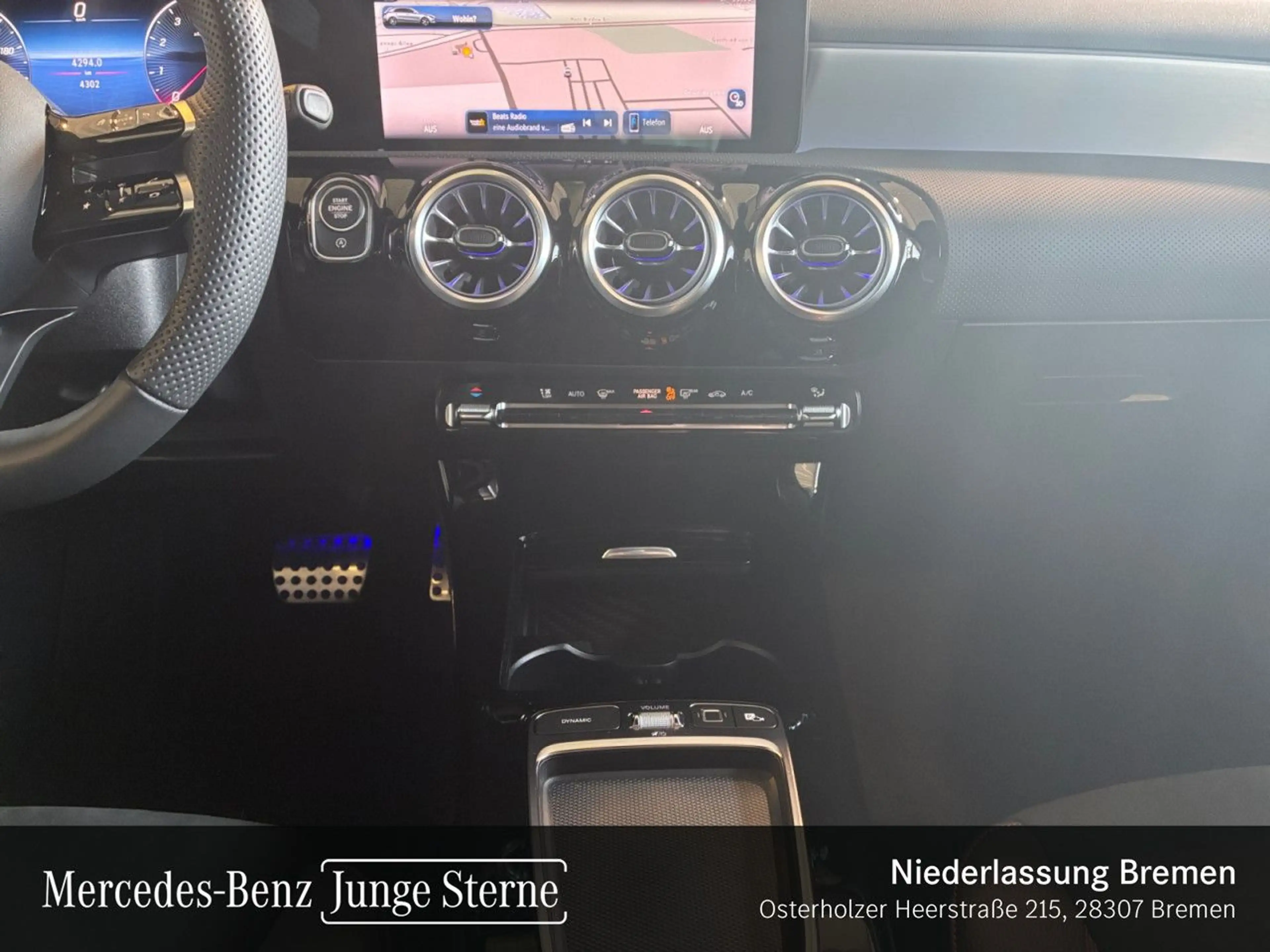 Mercedes-Benz A 200 AMG+360°+LED+TOTW+KEYLESS+7G — photo 15