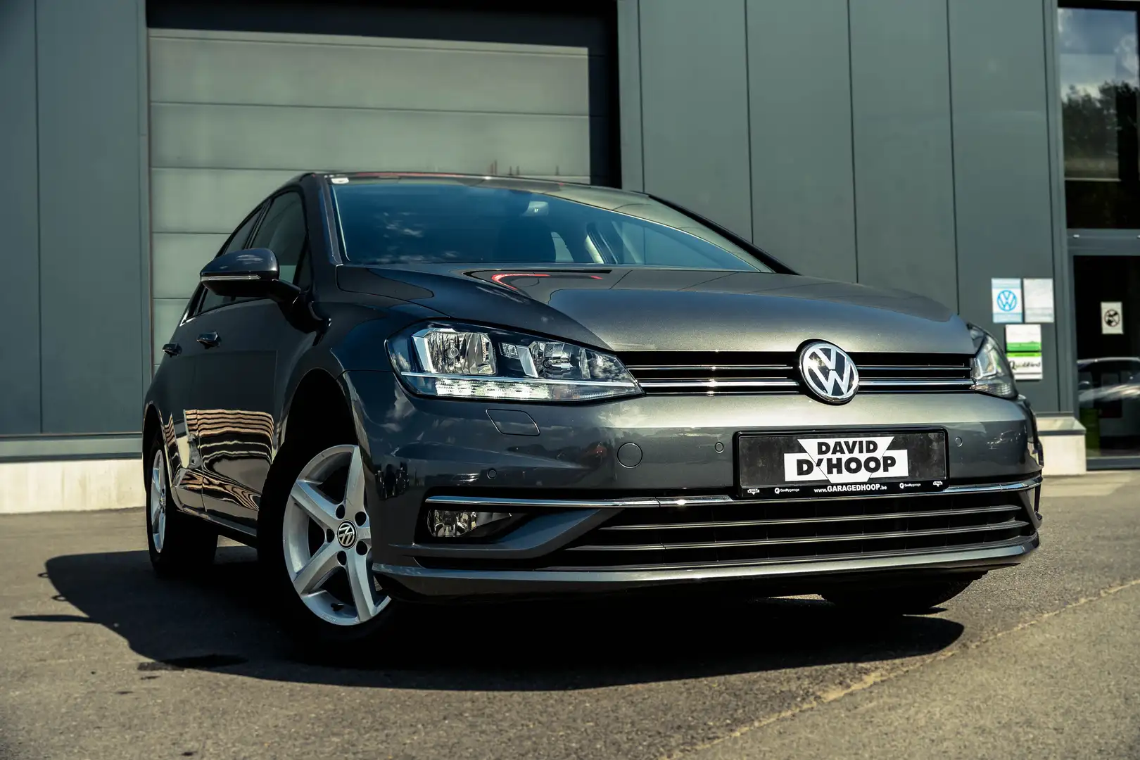 Volkswagen Golf 1.0 TSI | Manueel | ACC | App Connect | PDC Grijs - 2