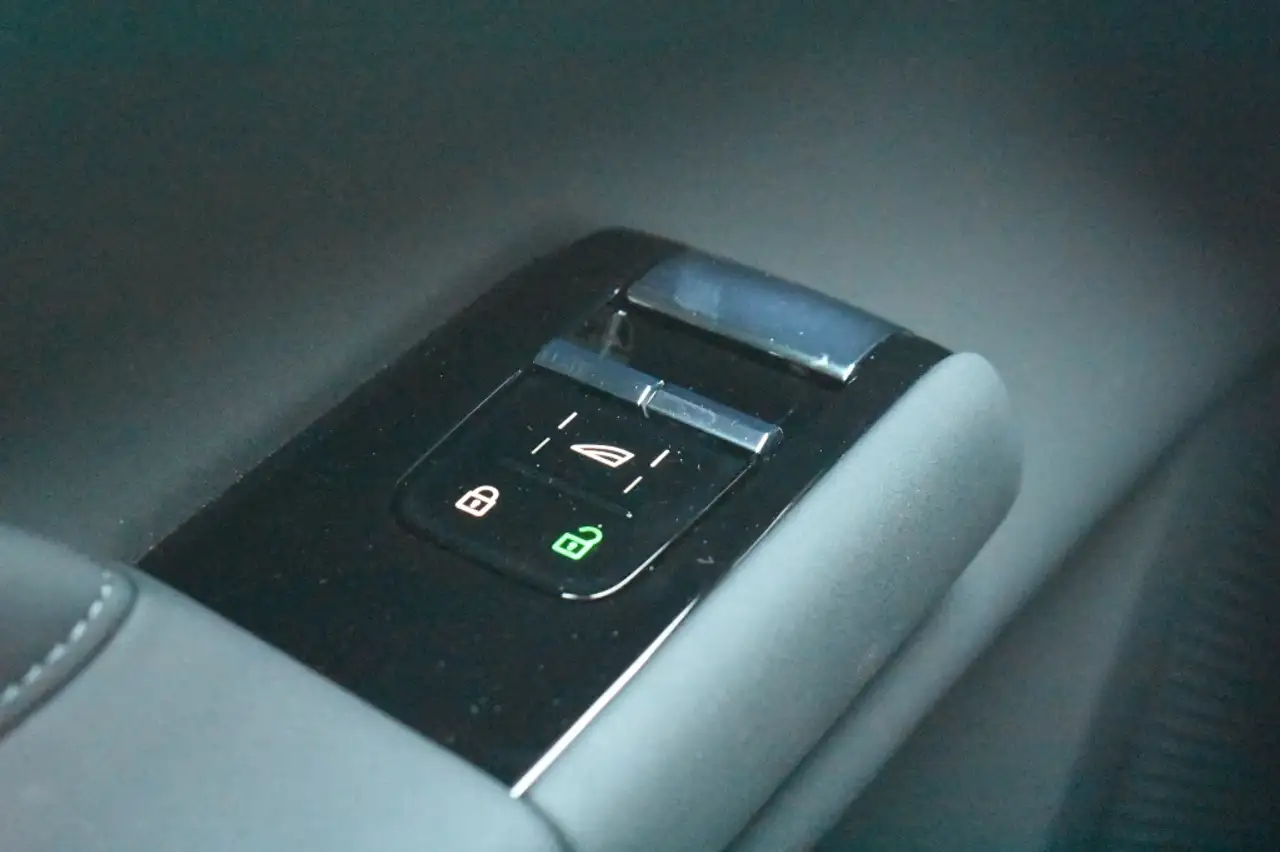Volvo ES90 2026 — фото 30