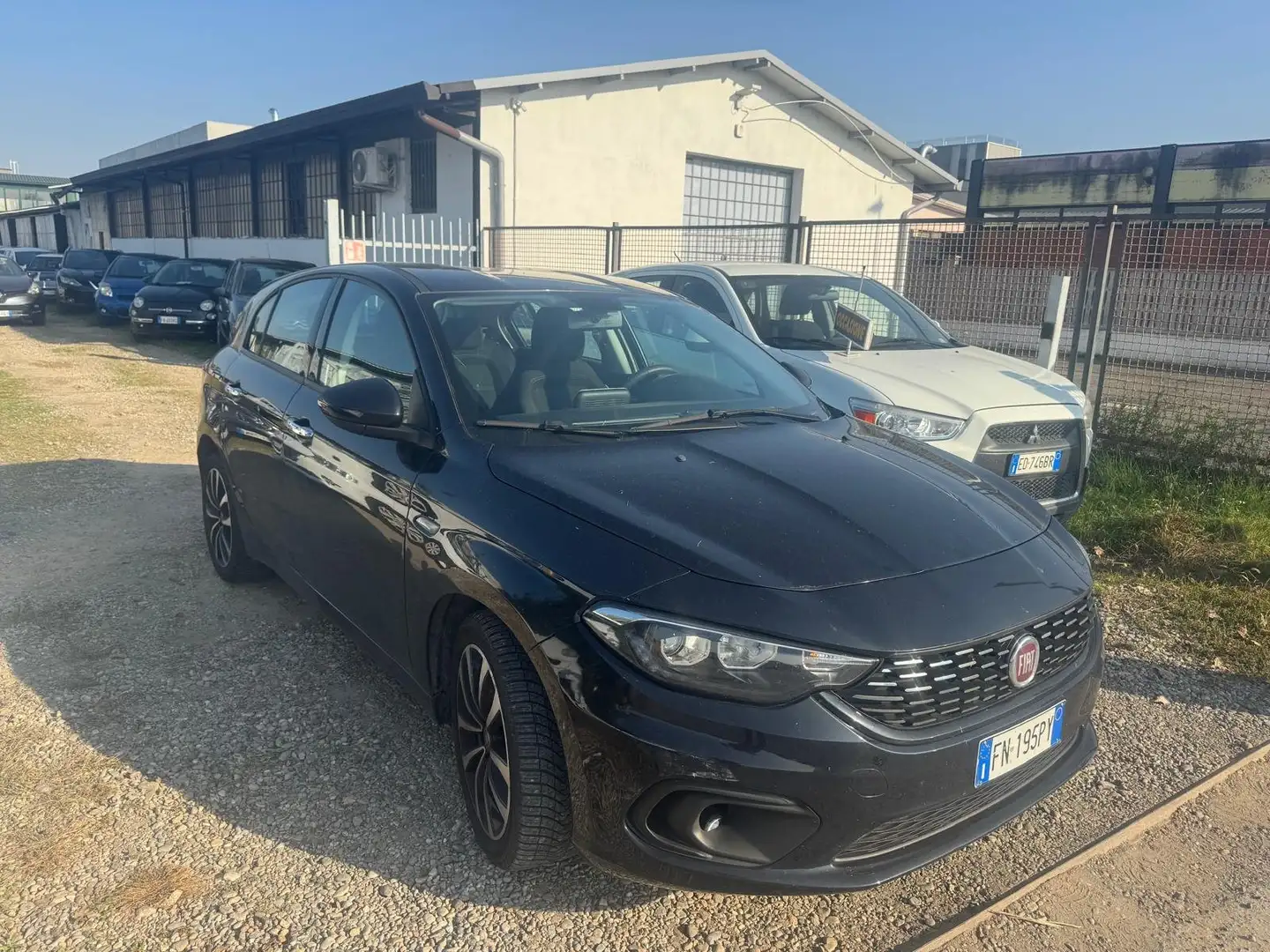 Fiat Tipo Tipo 5 porte II 2016 5p 1.6 mjt Lounge s Schwarz - 2