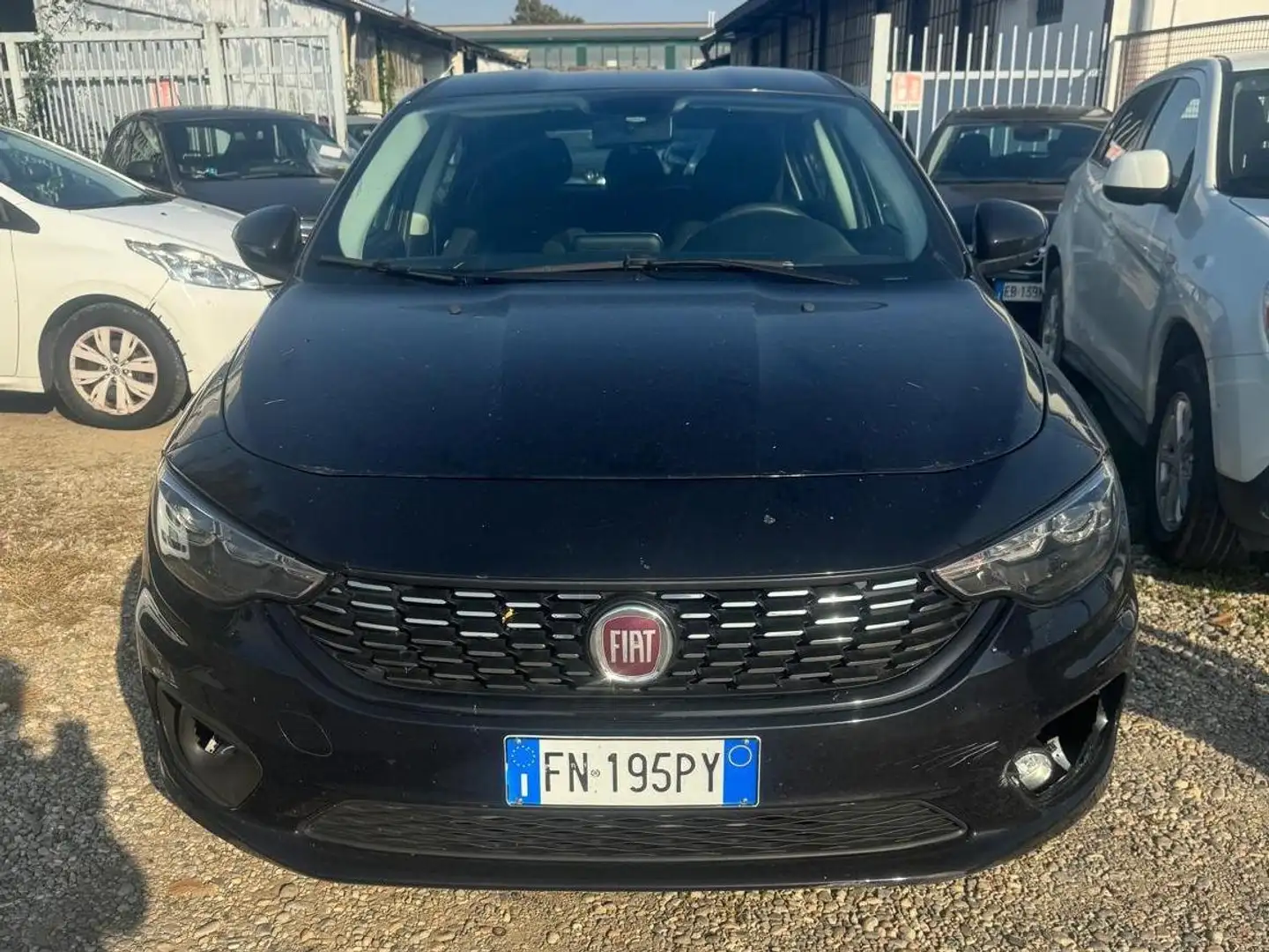 Fiat Tipo Tipo 5 porte II 2016 5p 1.6 mjt Lounge s Schwarz - 1