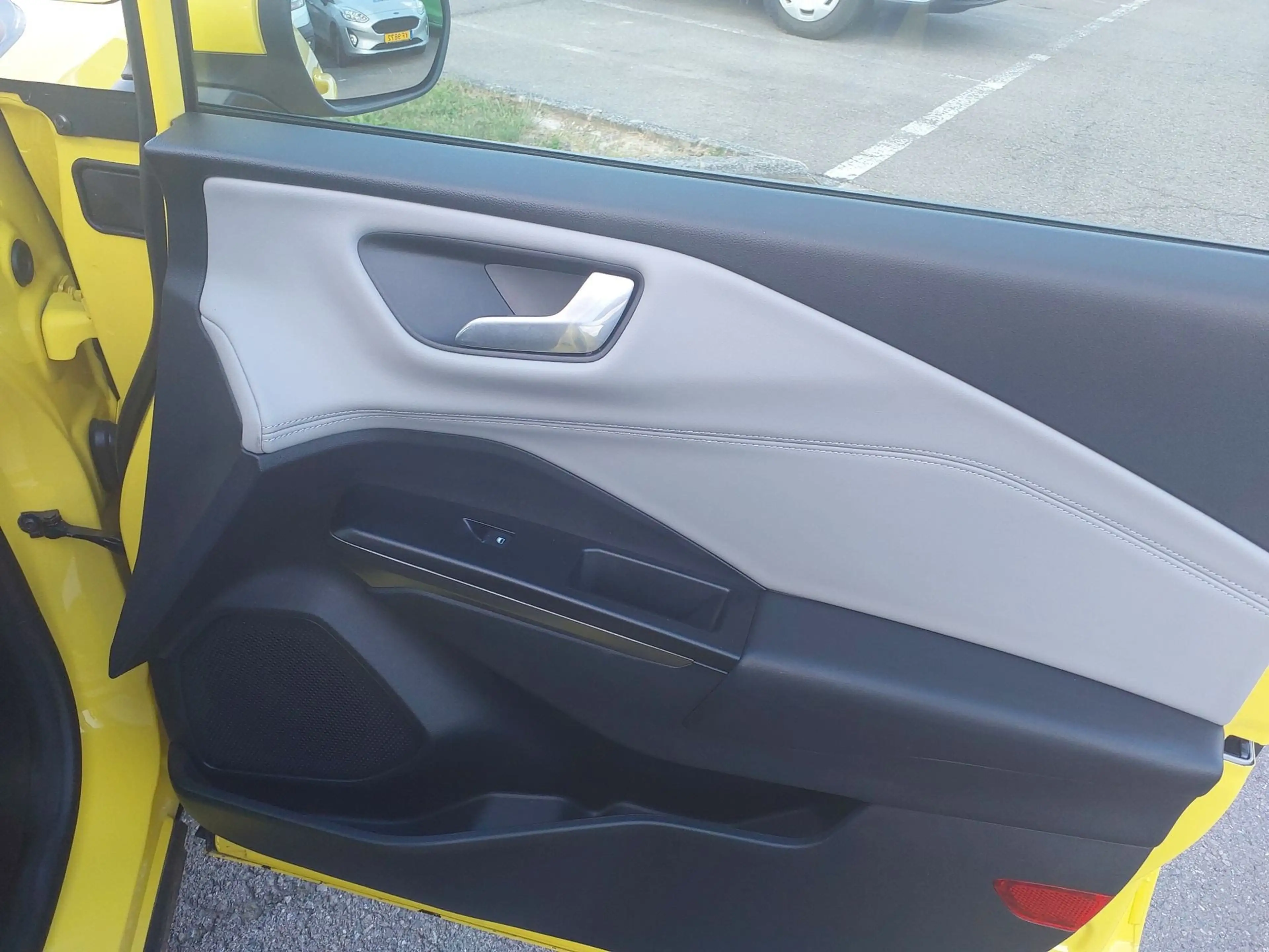 Ford Puma Gen-E Gen-E 43kWh Standard Range 168ch/123kW A1 — photo 11