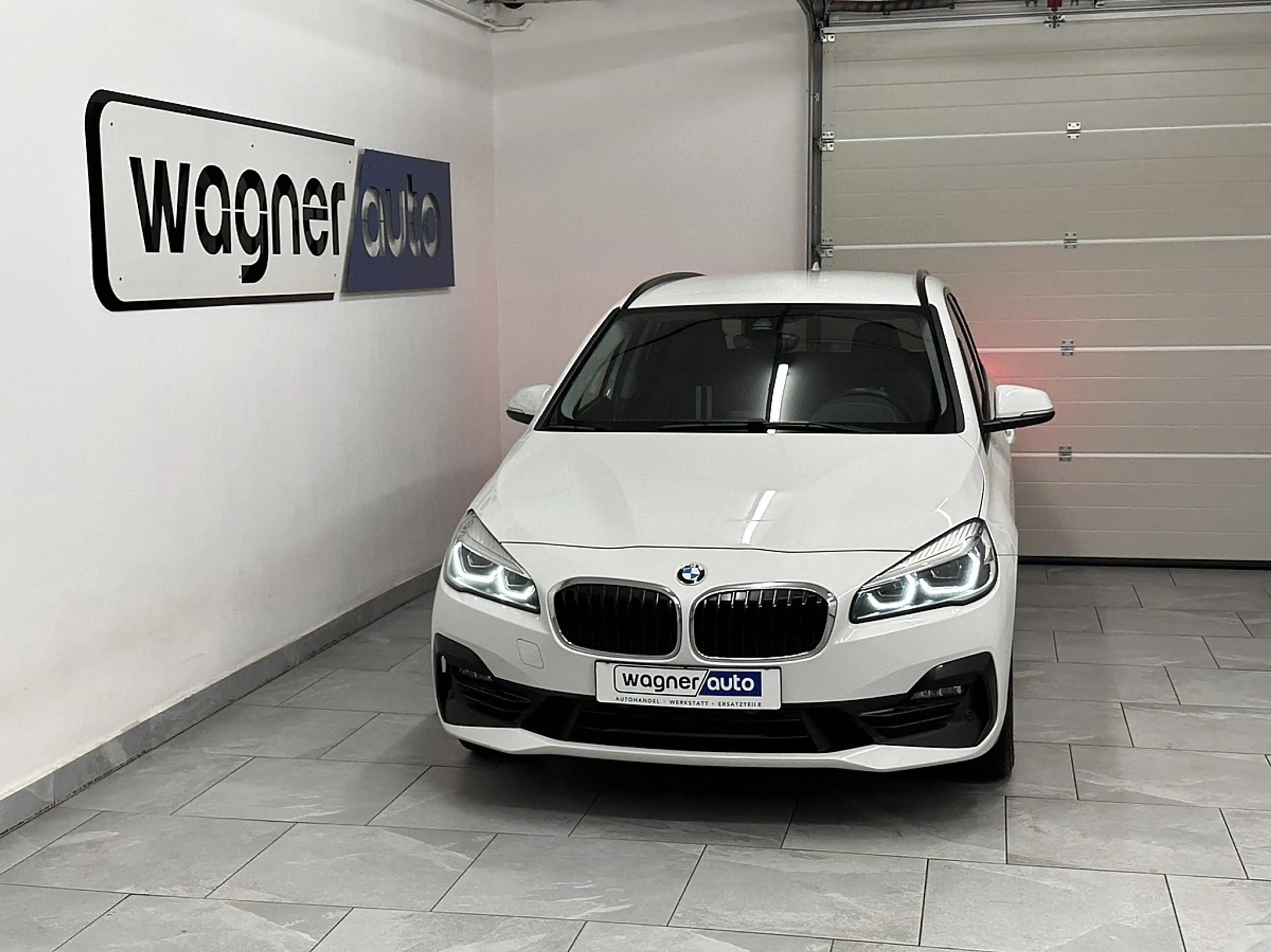 BMW 218 d Active Tourer Sport Line Aut.LCI/LED/ACC/Navi...