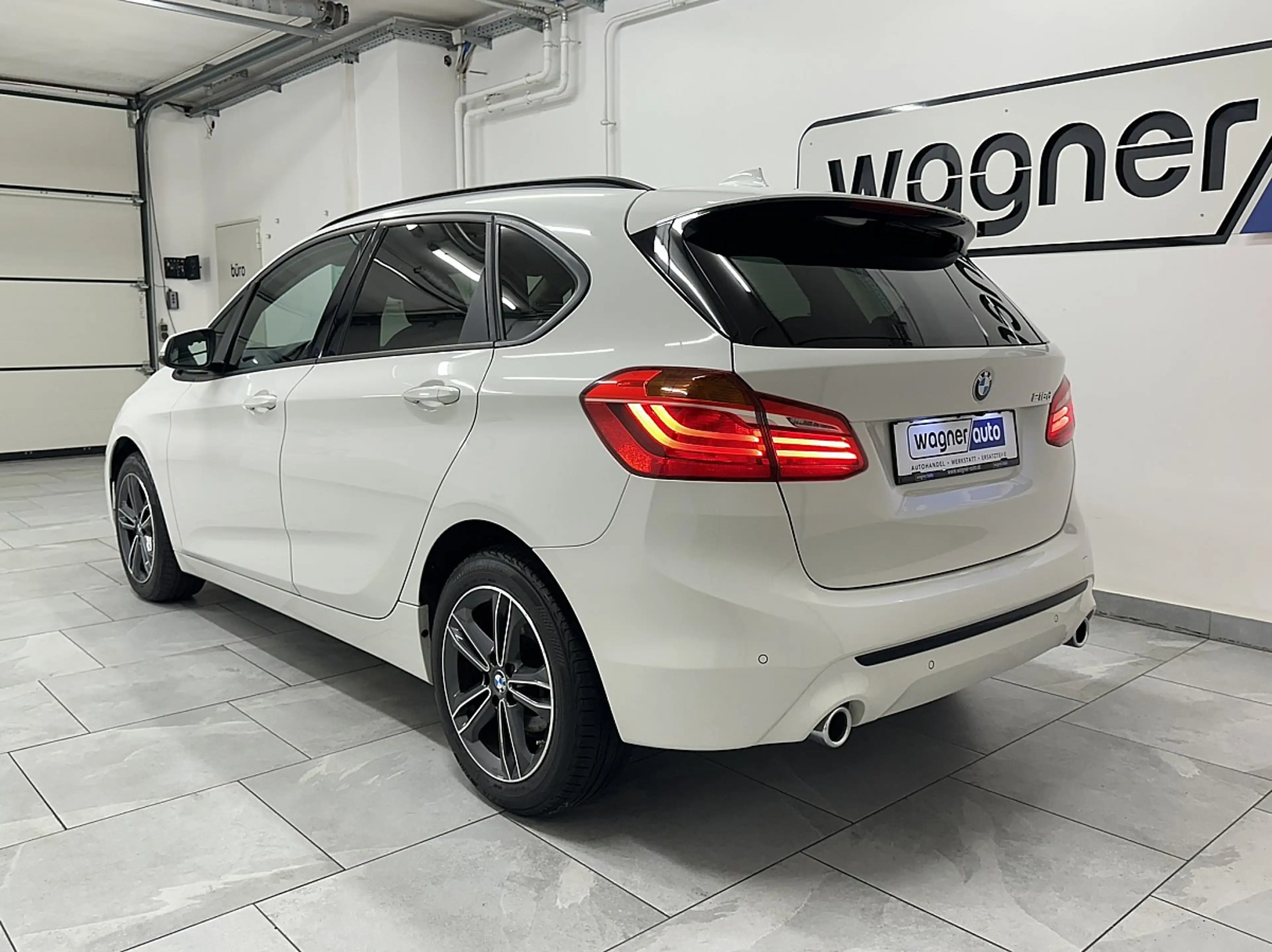 BMW 218 d Active Tourer Sport Line Aut.LCI/LED/ACC/Navi... — photo 14