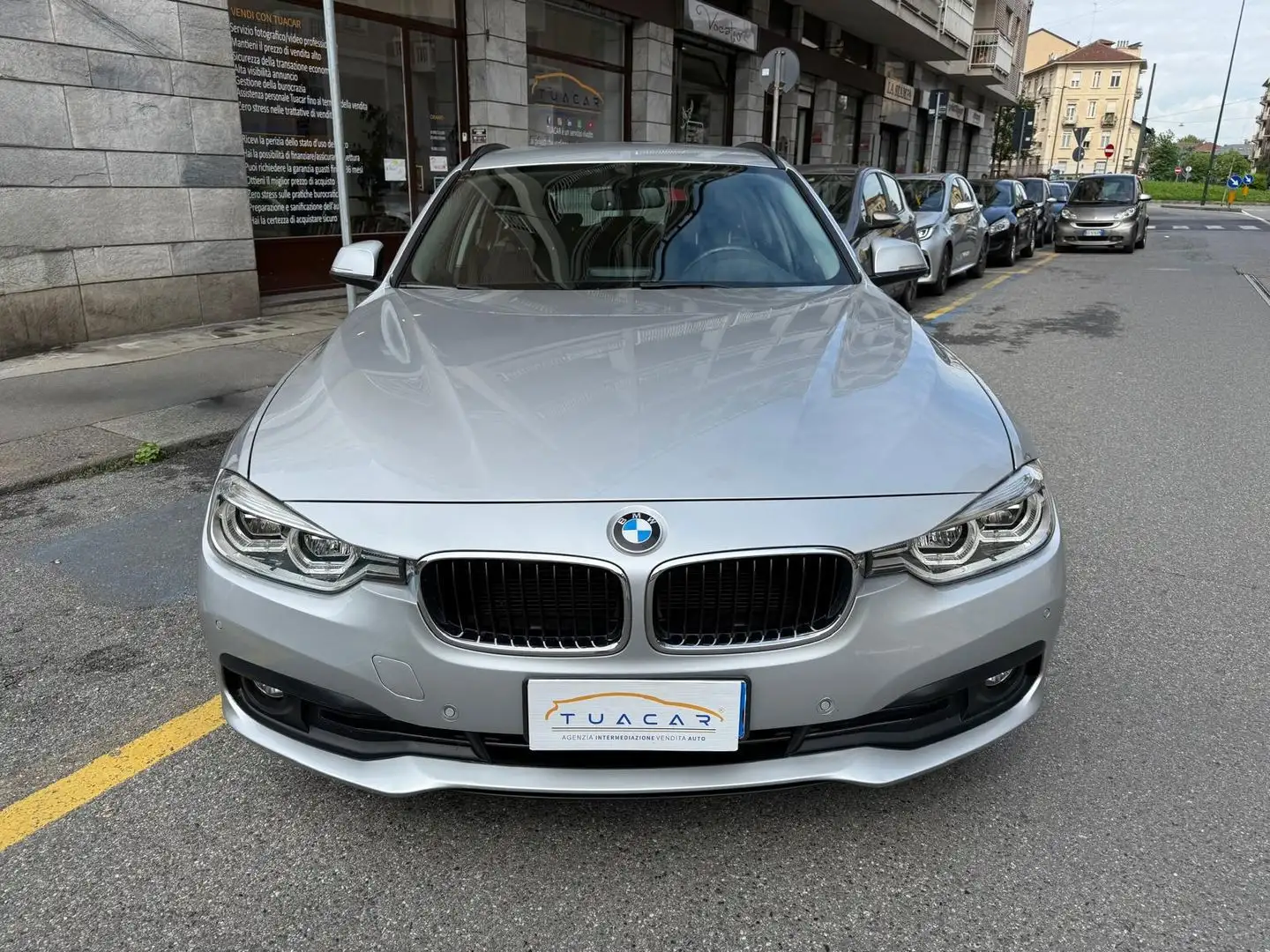 BMW 320 Business Advantage 320 d Touring Argent - 2