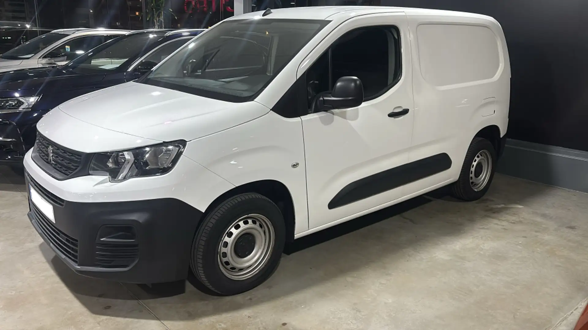 Peugeot Partner 1.5BlueHDI S&S Standard 600kg 100 Blanco - 2