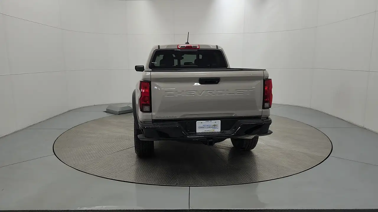 Chevrolet Colorado снимка Chevrolet Colorado