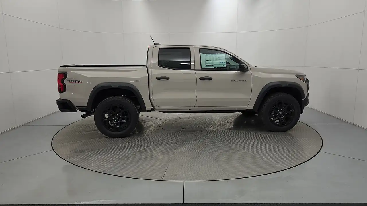 Chevrolet Colorado снимка Chevrolet Colorado