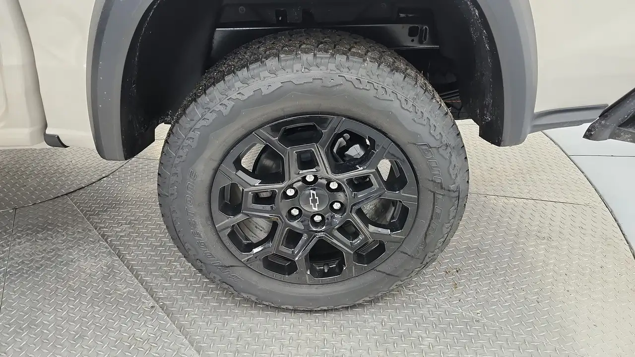 Chevrolet Colorado снимка Chevrolet Colorado