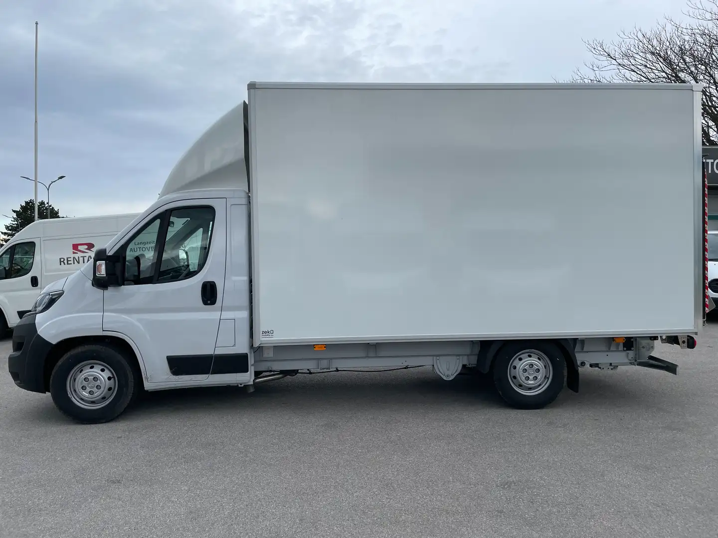 Peugeot Boxer KO/LBW L4 165 NEUWAGEN *ABVERKAUF* Blanc - 2
