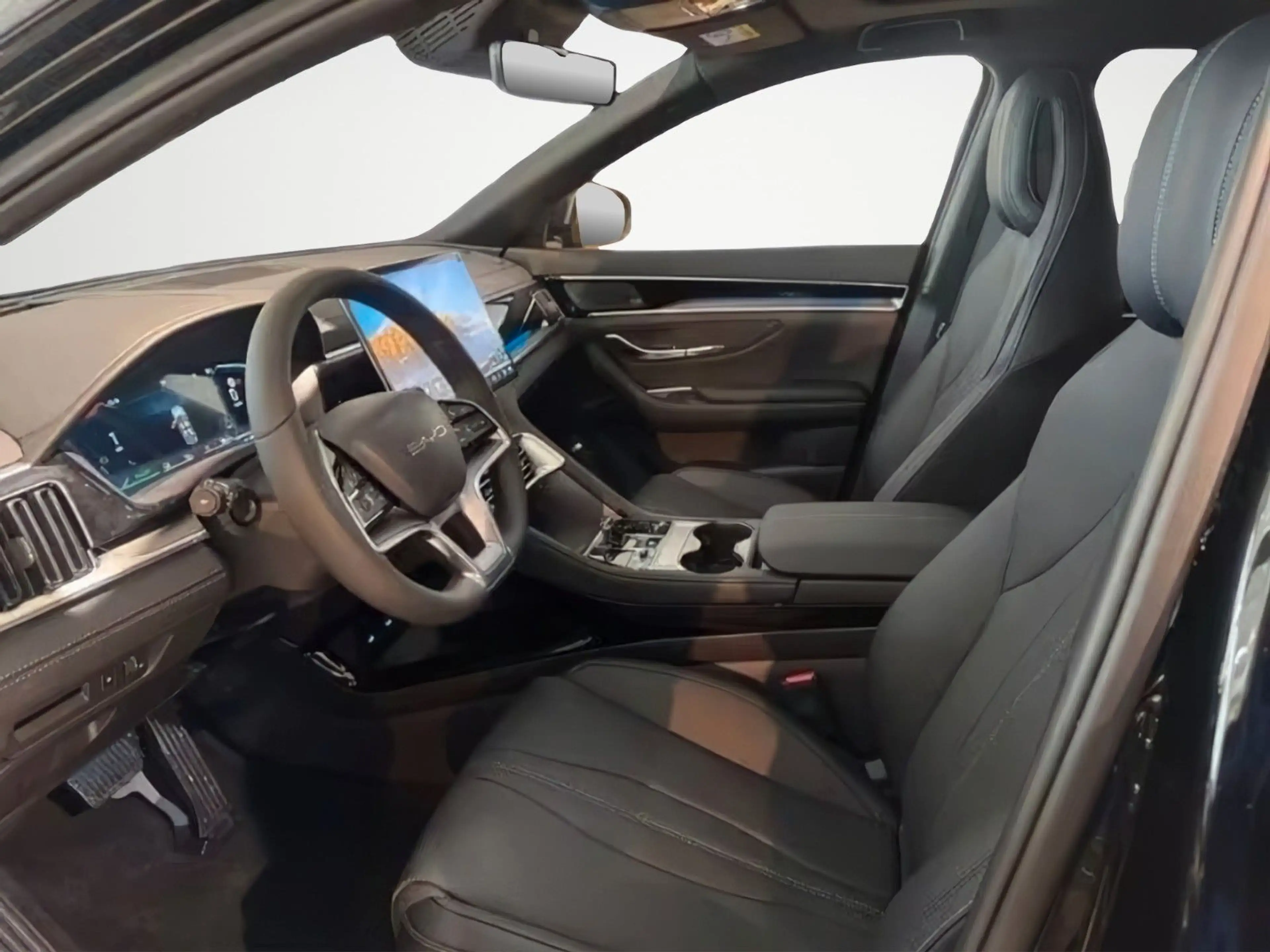 BYD Seal U 1.5 DM-i Design 238 kW PANO/KLIMA/KAMERA — photo 5