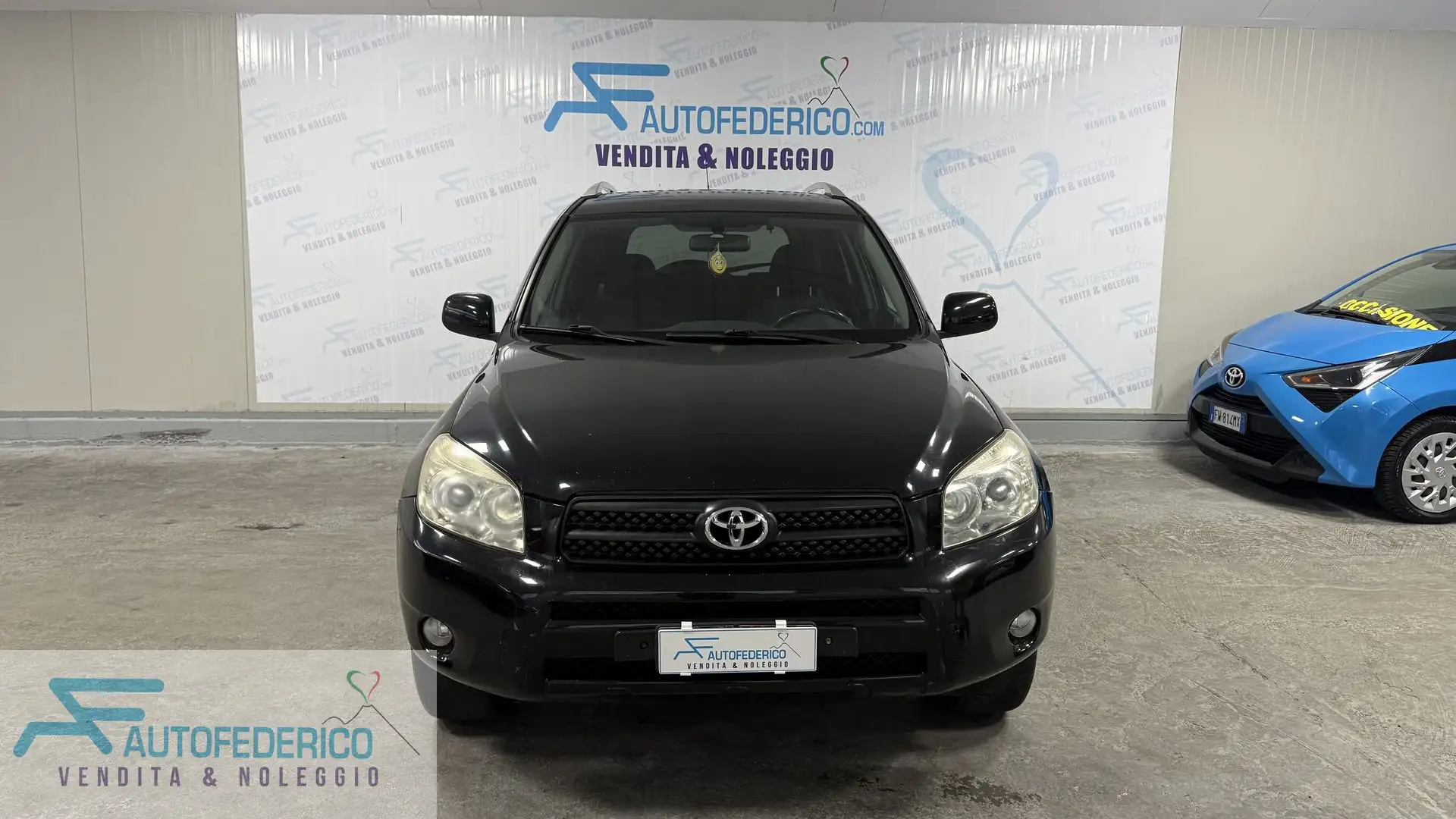 Toyota RAV 4 RAV4 2.2 D-4D 136 CV Luxury Schwarz - 2