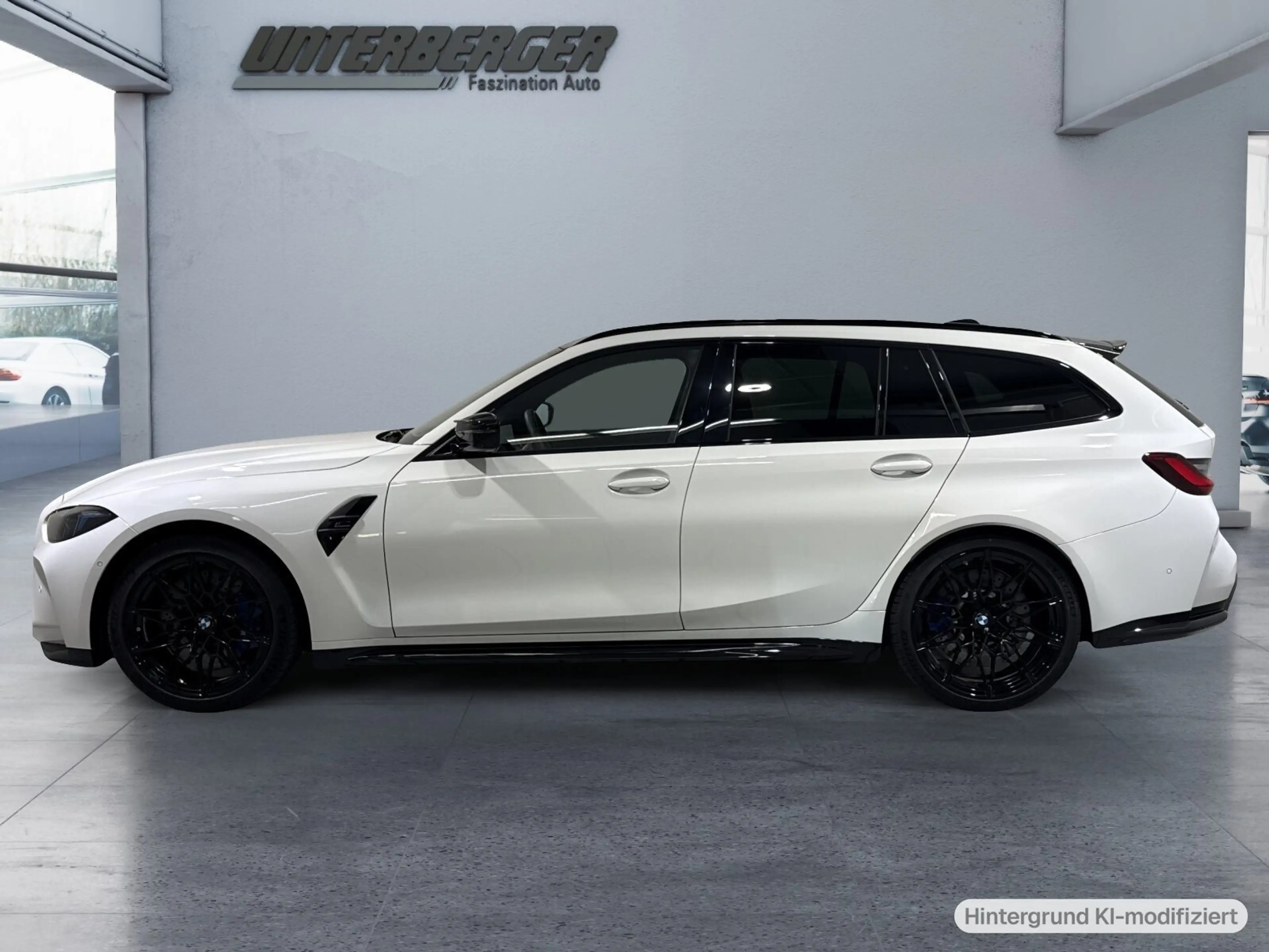 BMW M3 Competition M xDrive Touring Vmax ACC 360 HUD — photo 3