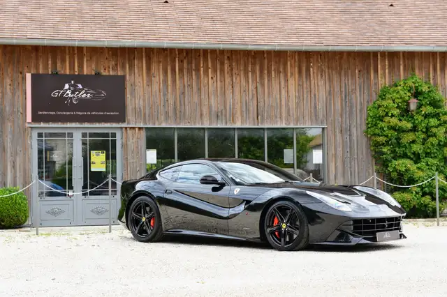 Ferrari F12