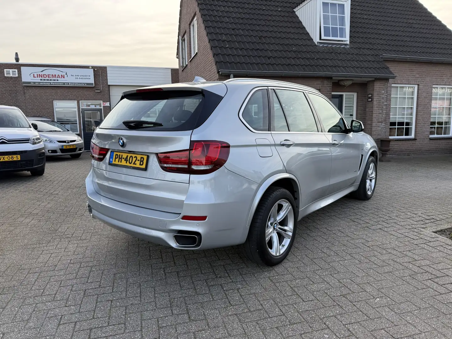 BMW X5 xDrive35i High Exec. M-Sport Panoramadak Head Up 1 Gris - 2