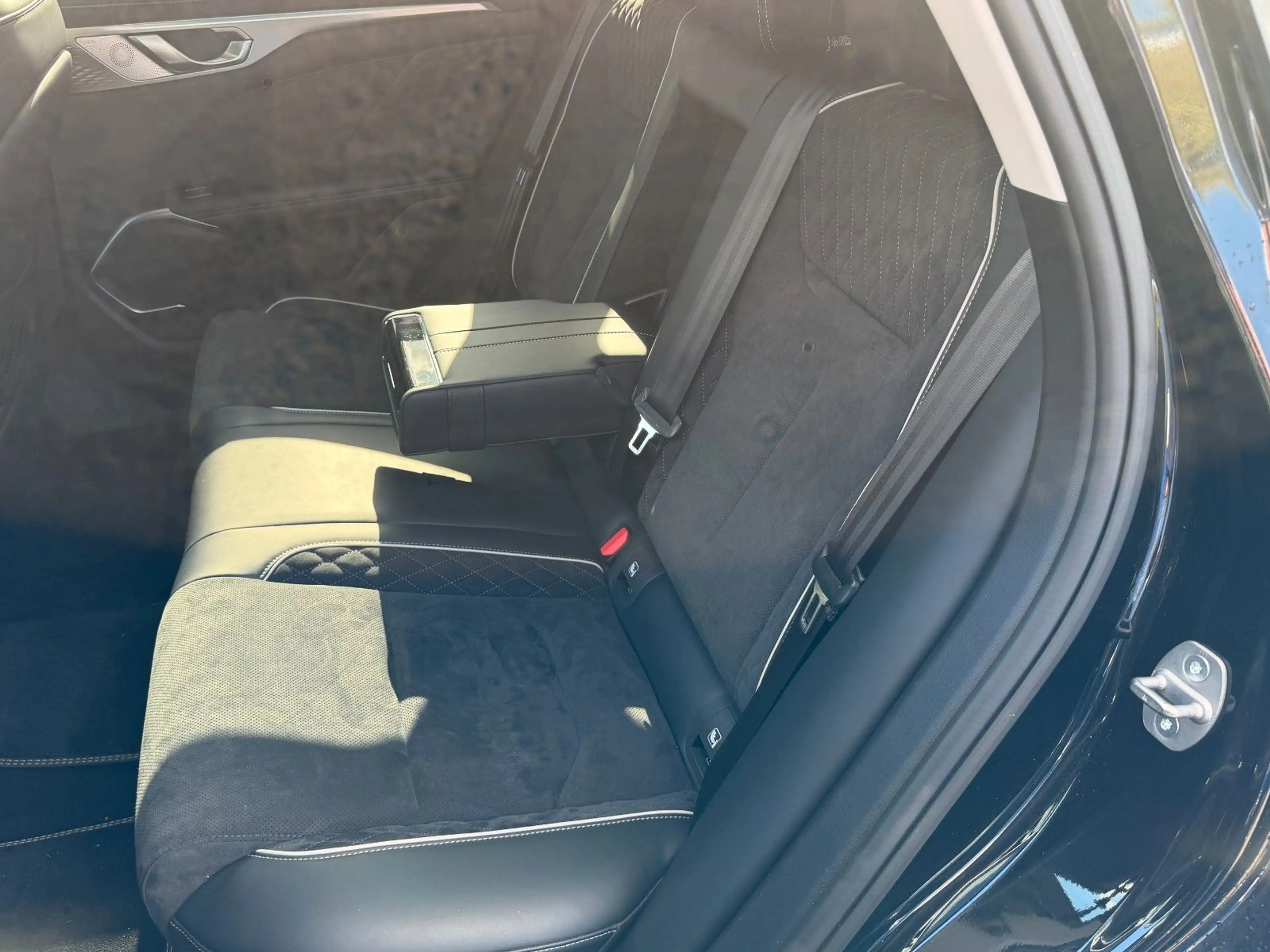 GWM WEY 05 2.0 PHEV 350 kW AWD Luxury — photo 13