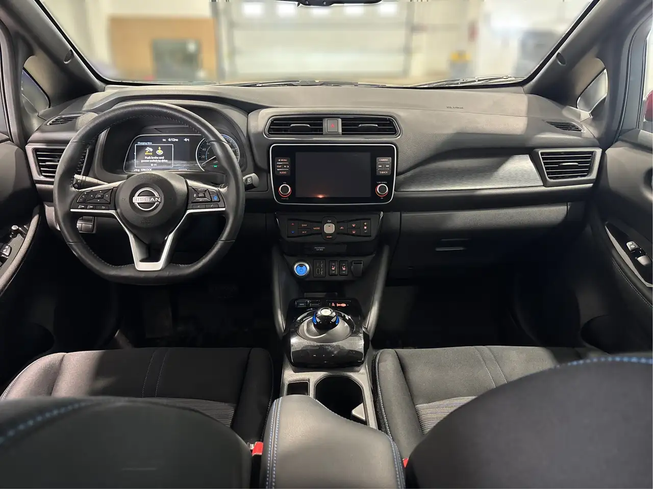 Nissan Leaf снимка Nissan Leaf