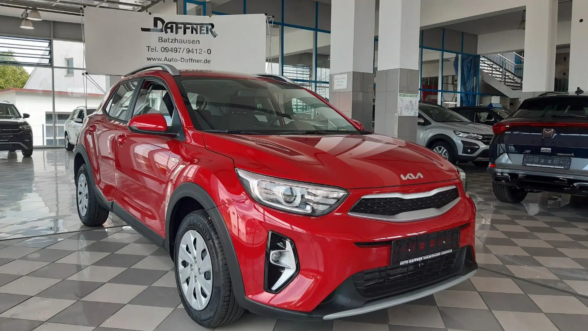 Kia Stonic 1.2 / SOFORT VERFÜGBAR Rot - 1