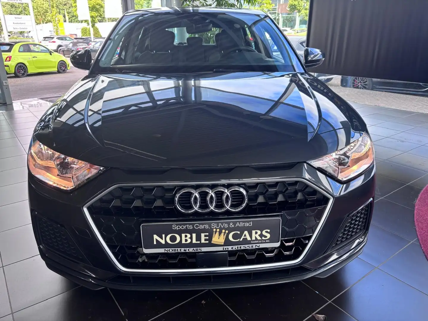 Audi A1 Sportback 35 TFSI Carplay KLIMA ALU Gris - 2