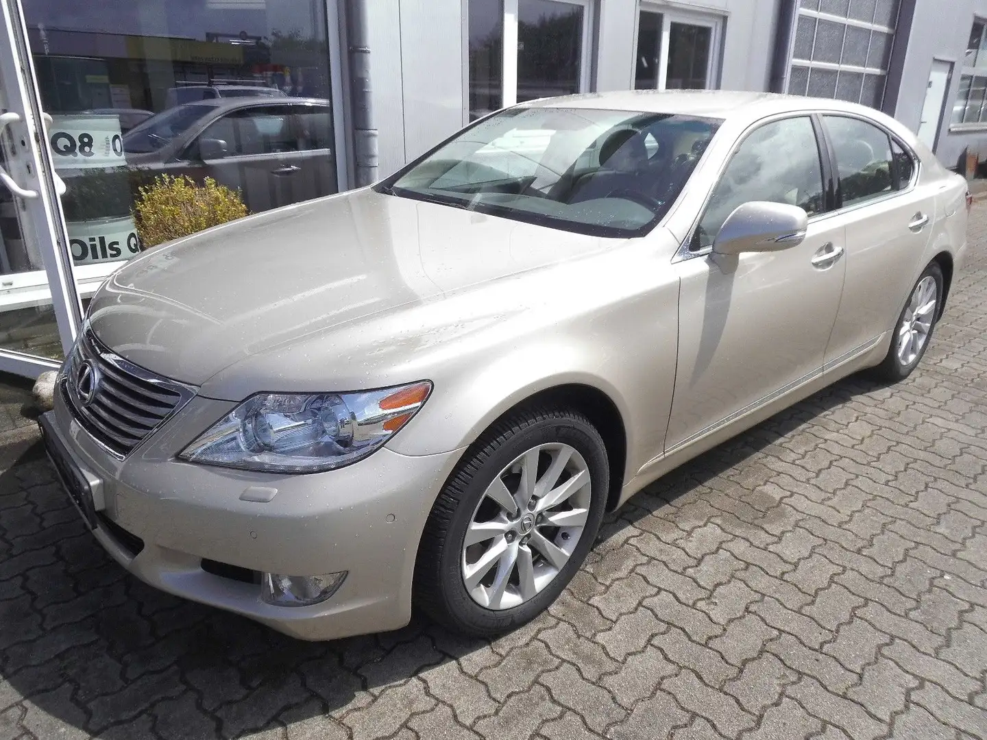 Lexus LS 460 AWD 1.Hand/Orig.KM Beige - 2