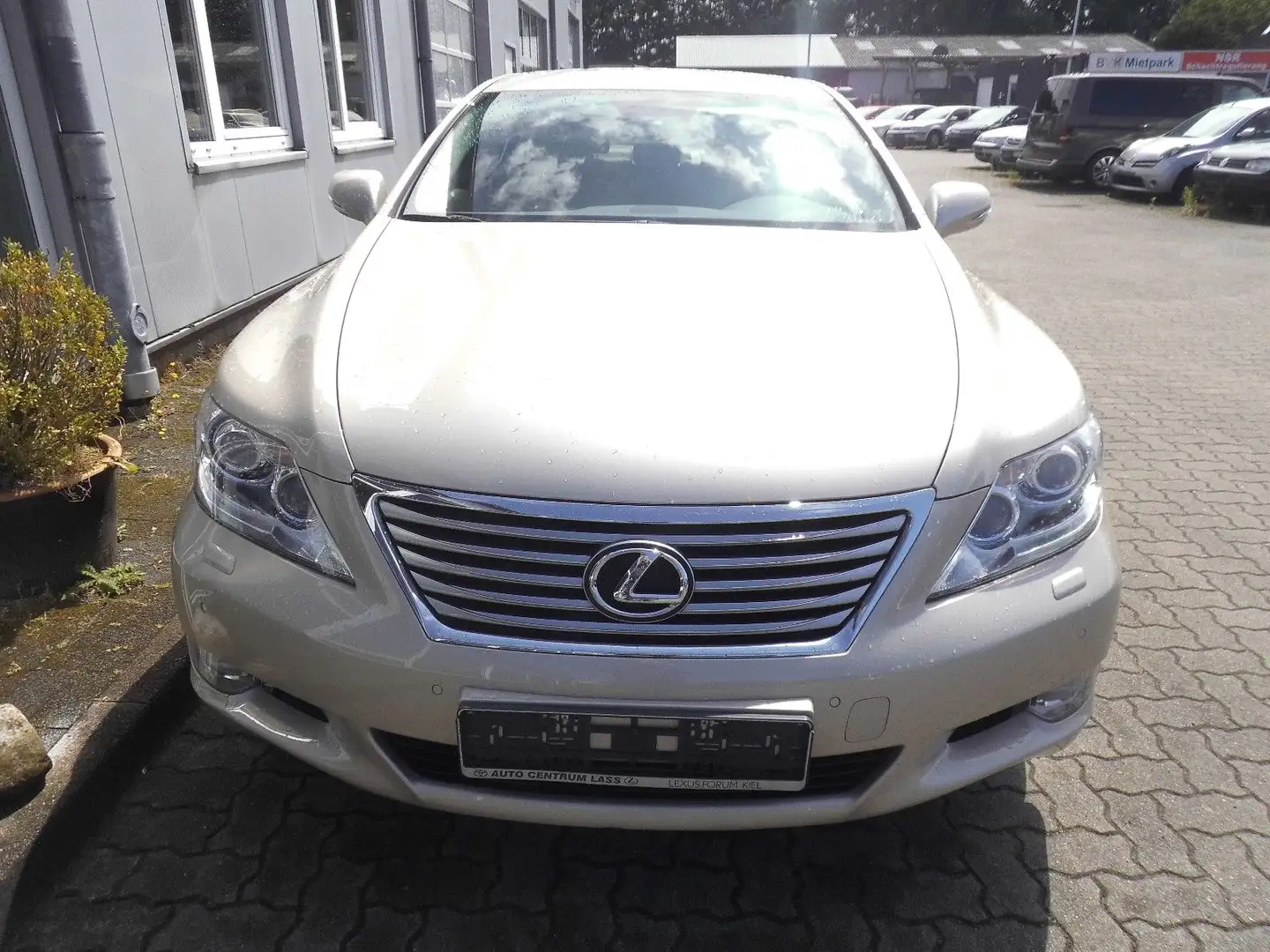 Lexus LS 460 AWD 1.Hand/Orig.KM Beige - 1